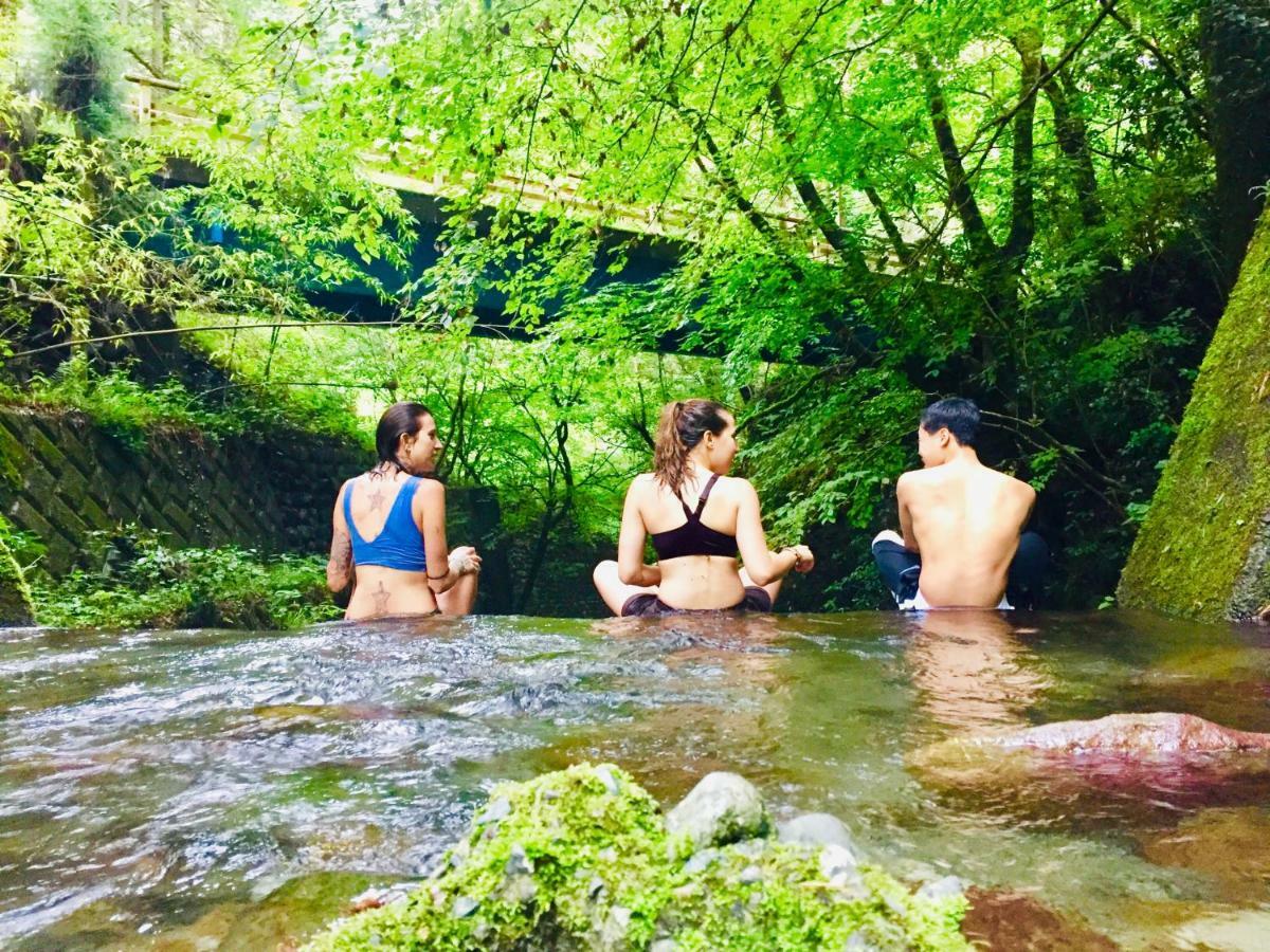 Vanguard Backpackers Саґаміхара Екстер'єр фото